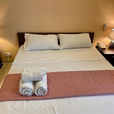 Malta Paradise Central Accomodation Hotel Saint Julian's Екстериор снимка