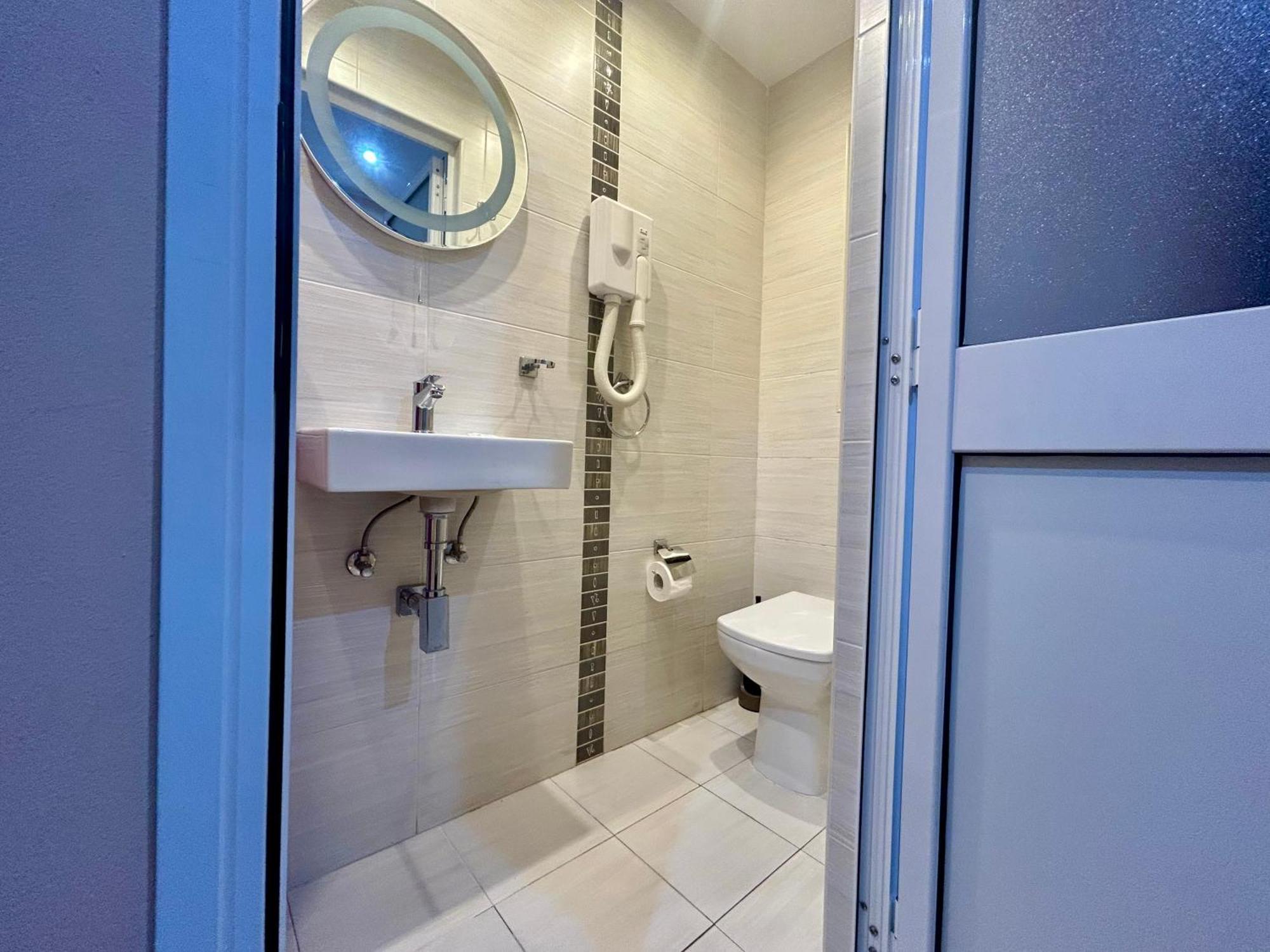 Malta Paradise Central Accomodation Hotel Saint Julian's Екстериор снимка
