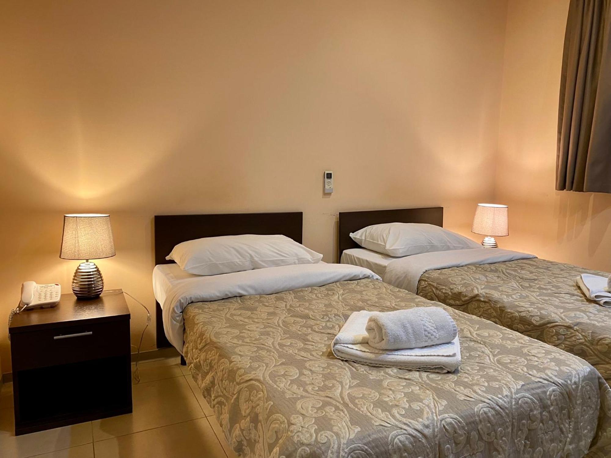 Malta Paradise Central Accomodation Hotel Saint Julian's Екстериор снимка