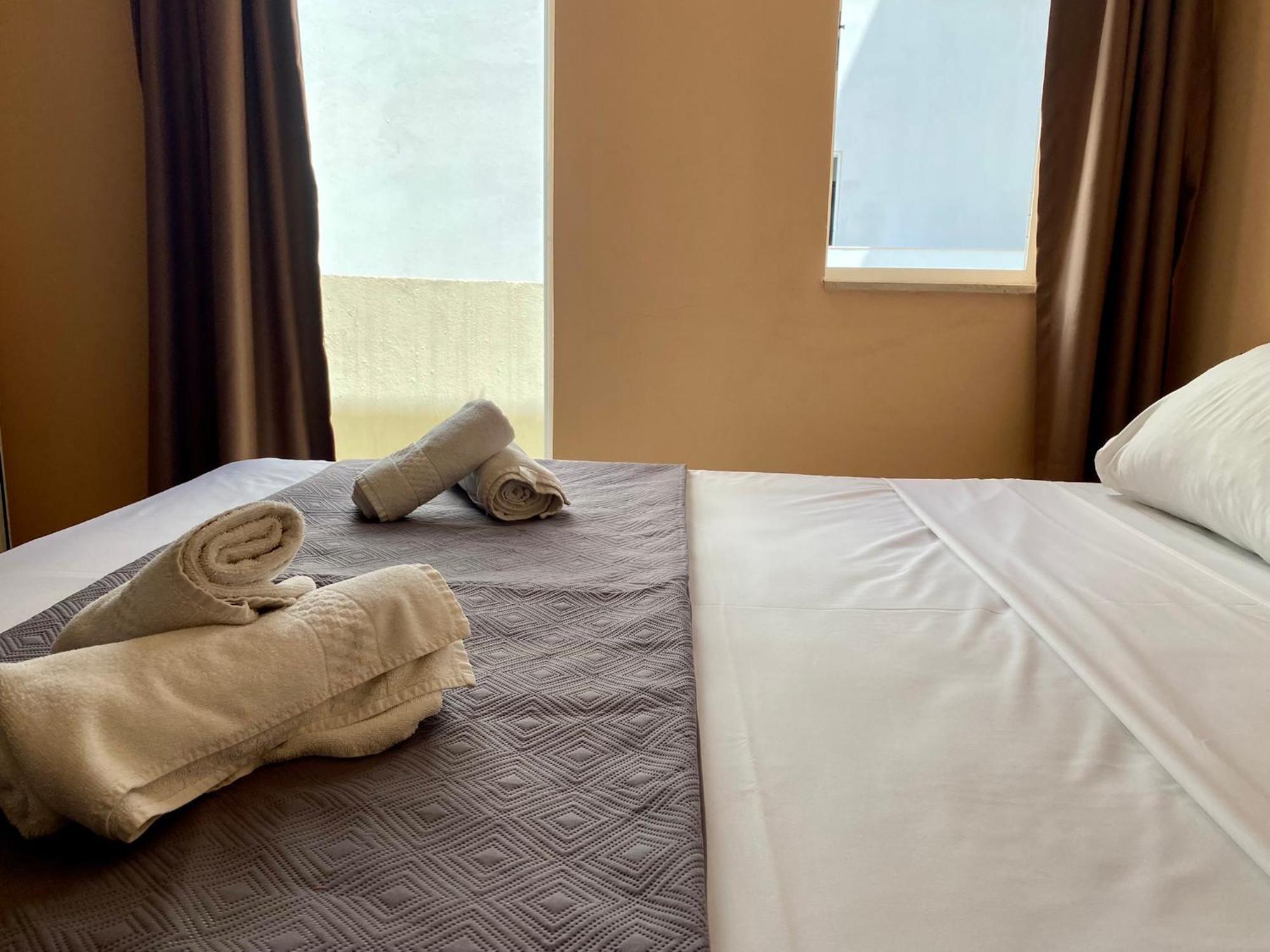 Malta Paradise Central Accomodation Hotel Saint Julian's Екстериор снимка