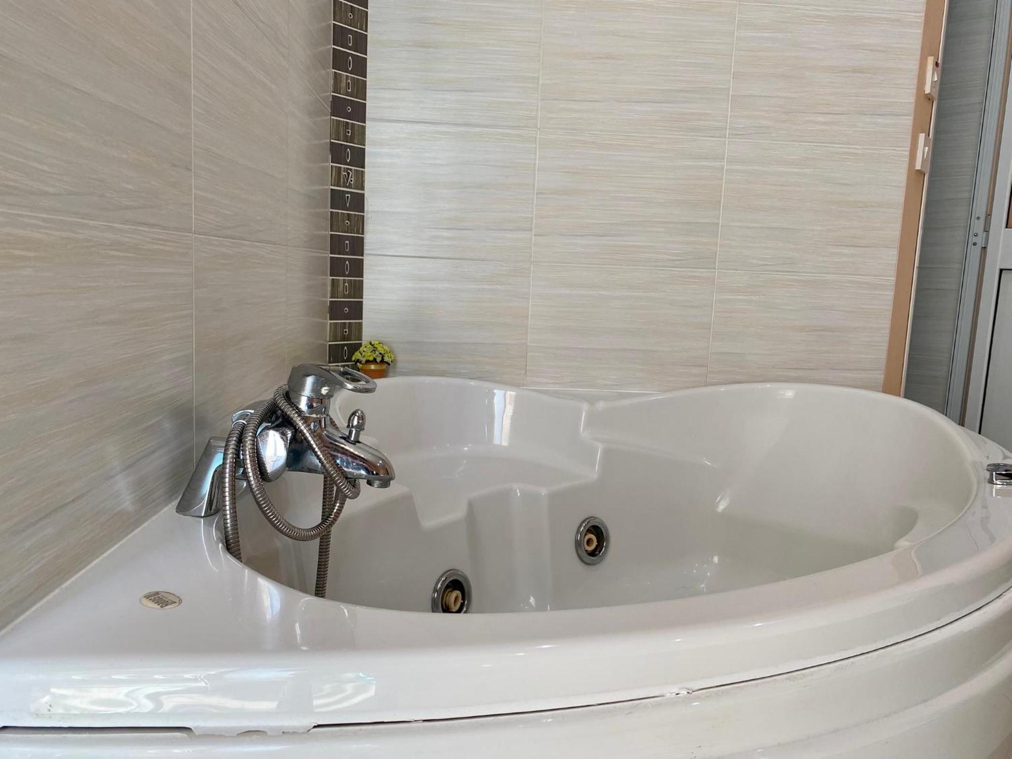 Malta Paradise Central Accomodation Hotel Saint Julian's Екстериор снимка