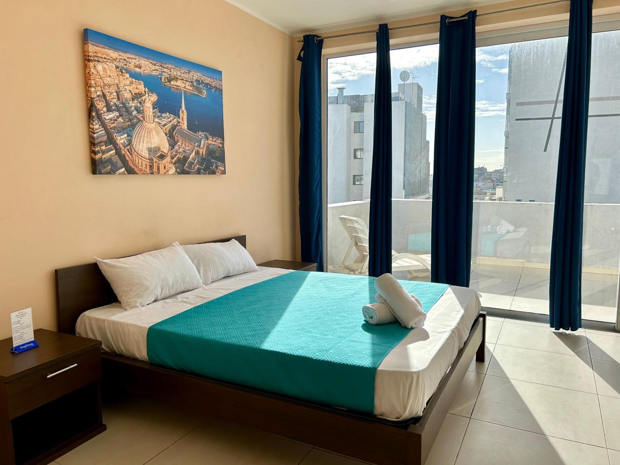 Malta Paradise Central Accomodation Hotel Saint Julian's Екстериор снимка